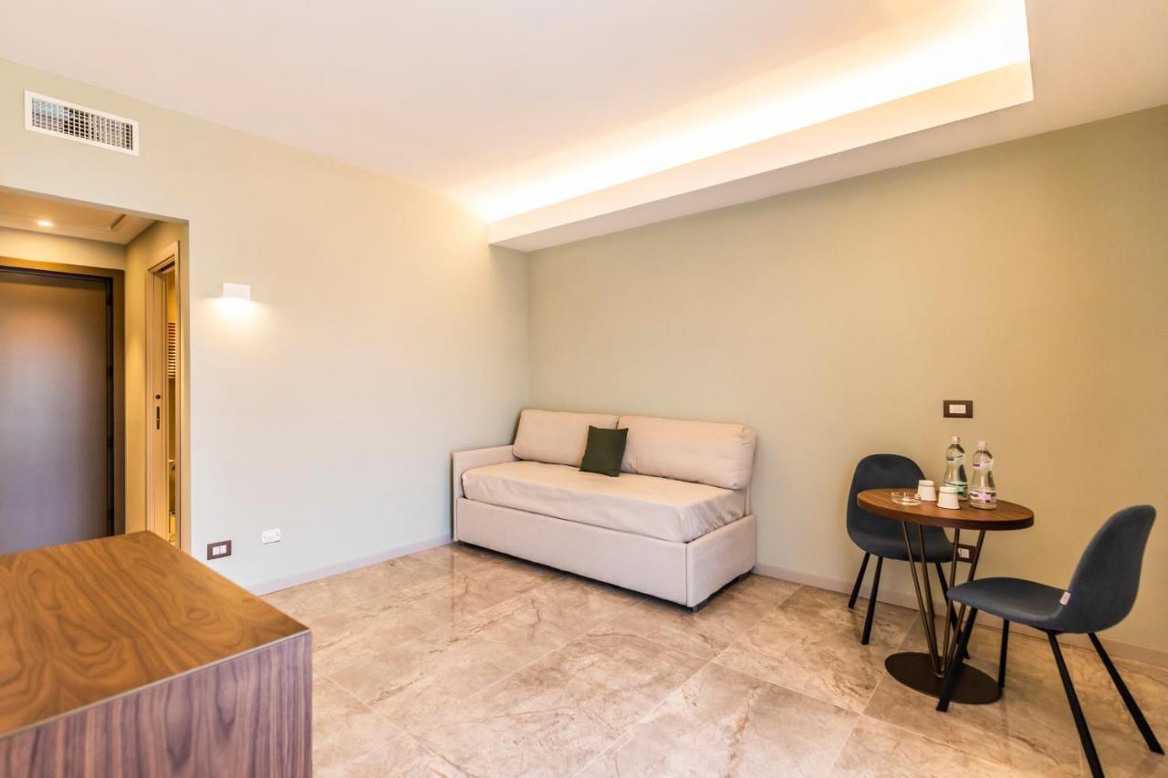 Solmaris Tropea Rooms & Suites Buitenkant foto