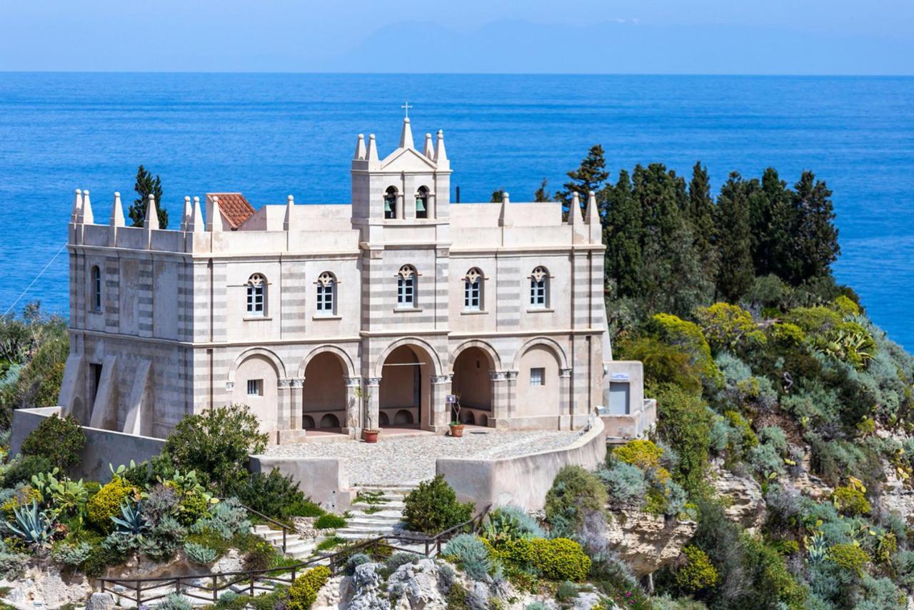 Solmaris Tropea Rooms & Suites Buitenkant foto